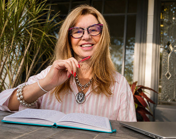 Lynne Strong